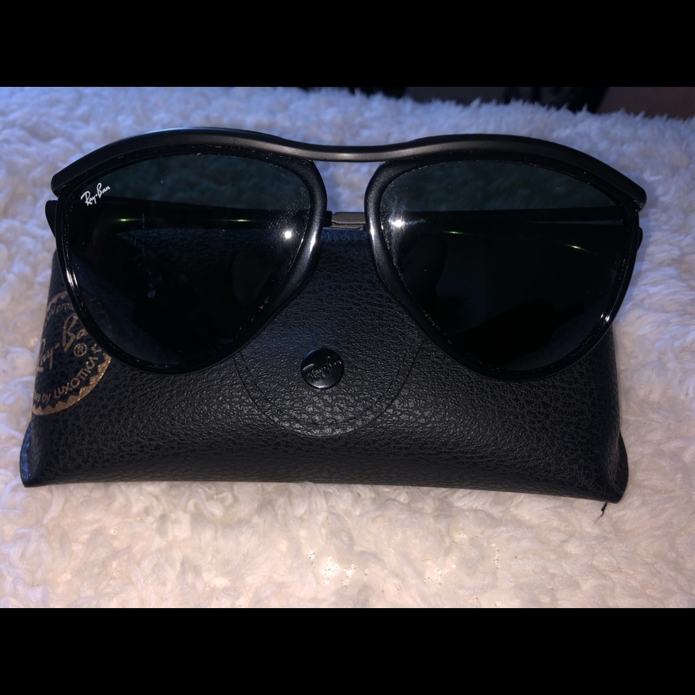 Black Ray Ban Sunglasses